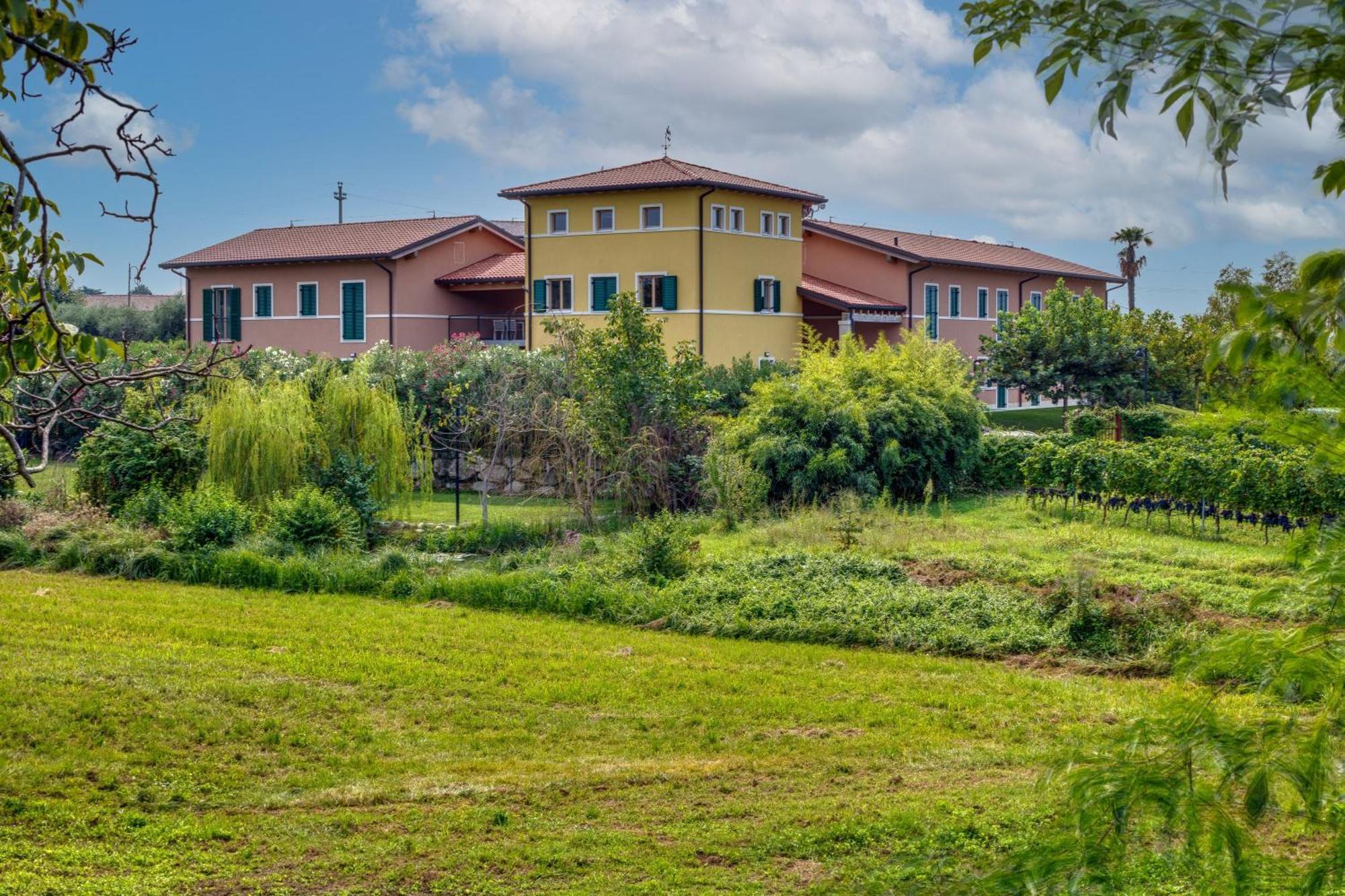 Tenuta Di Palu Aparthotel Bardolino Exterior photo